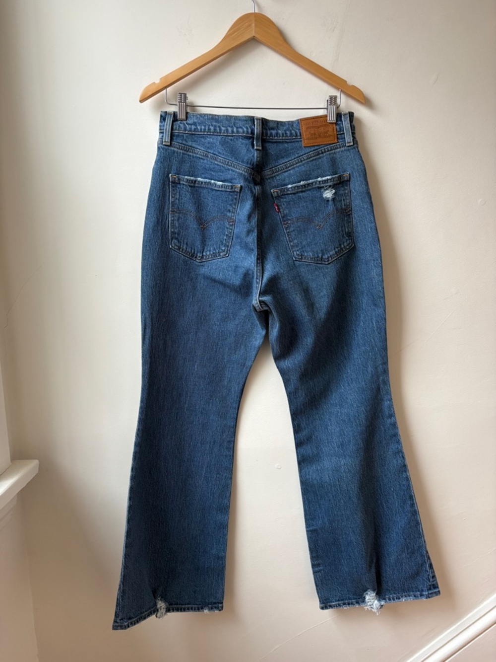 NWT Levi's 70s High Flare Jean - Picture 14 of 15